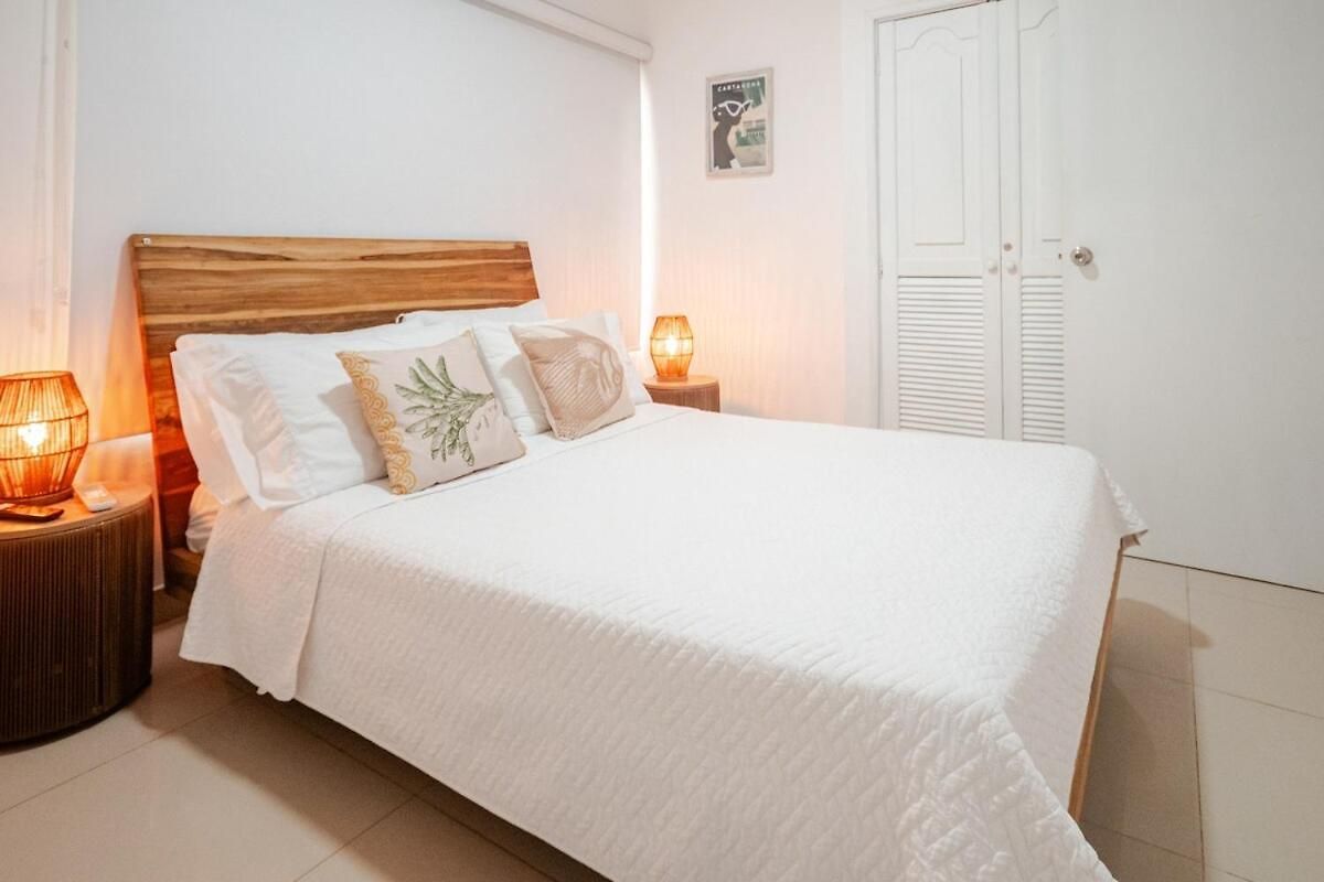 Vibes Rooftop Pool Access Fine Dining Shopping Couples Business Travelers Medical Guests * Cartagena